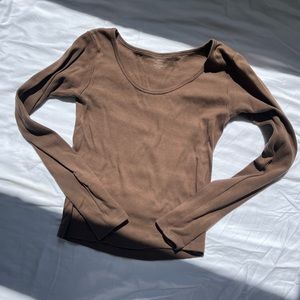 Brandy Melville brown top